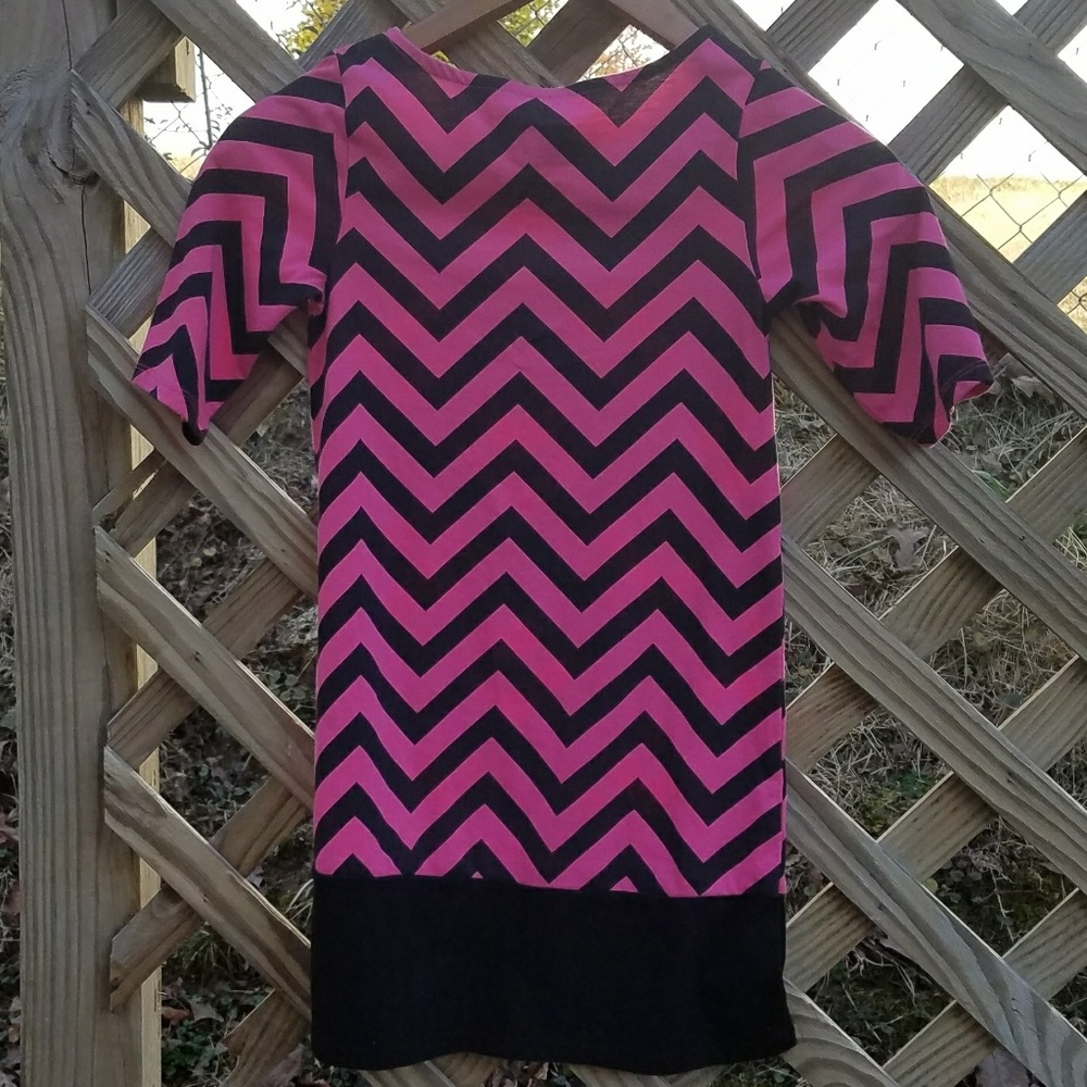 Sz 7/8 Chevron Dress